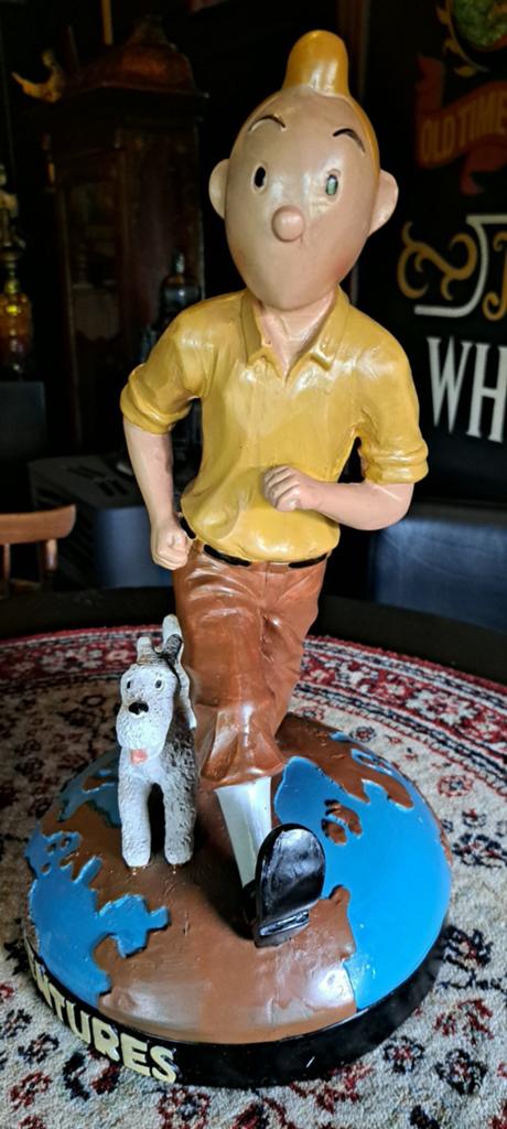 Kuifje met Bobby op wereldbol, Verzamelen, Ophalen