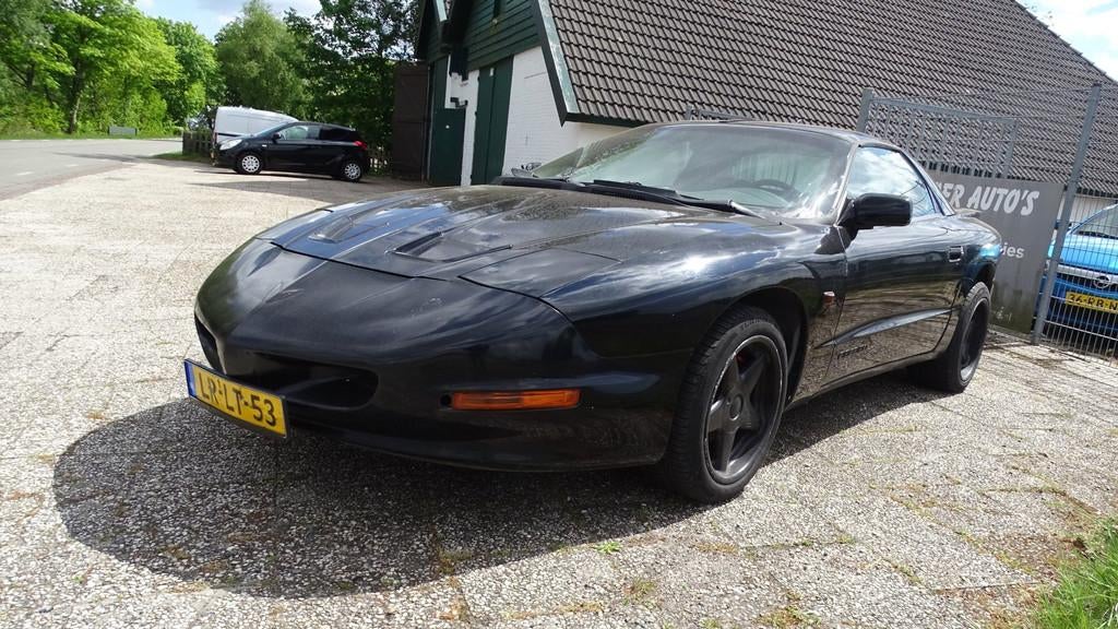Pontiac Firebird 3.4 SE, Auto's, Automaat, Gebruikt, 1520 kg, 4 stoelen