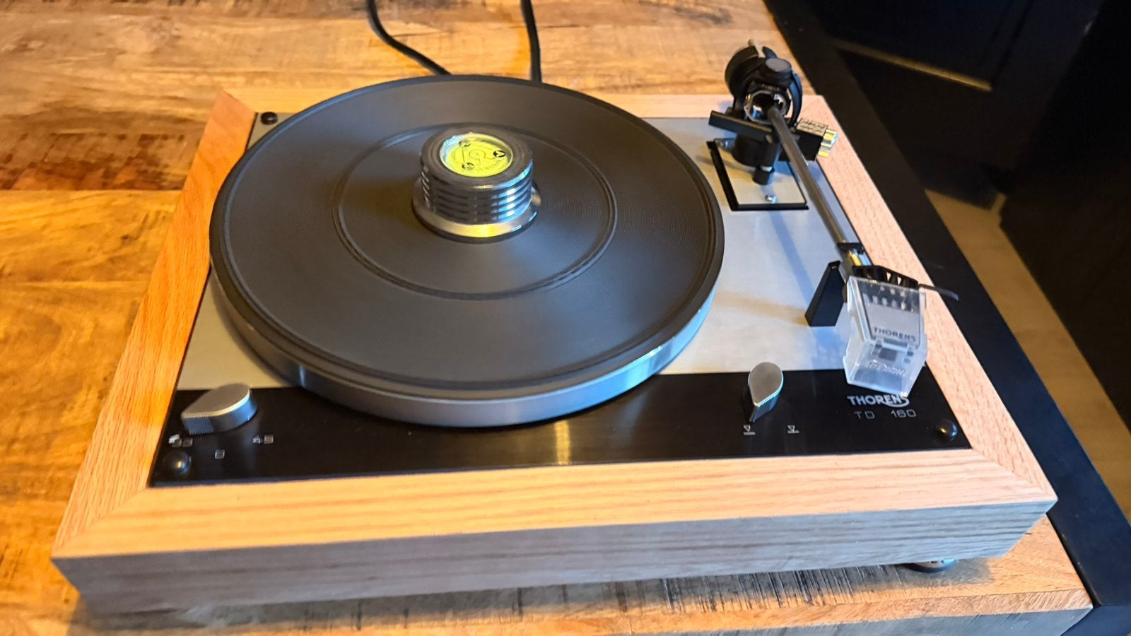 Thorens TD 160 platenspeler