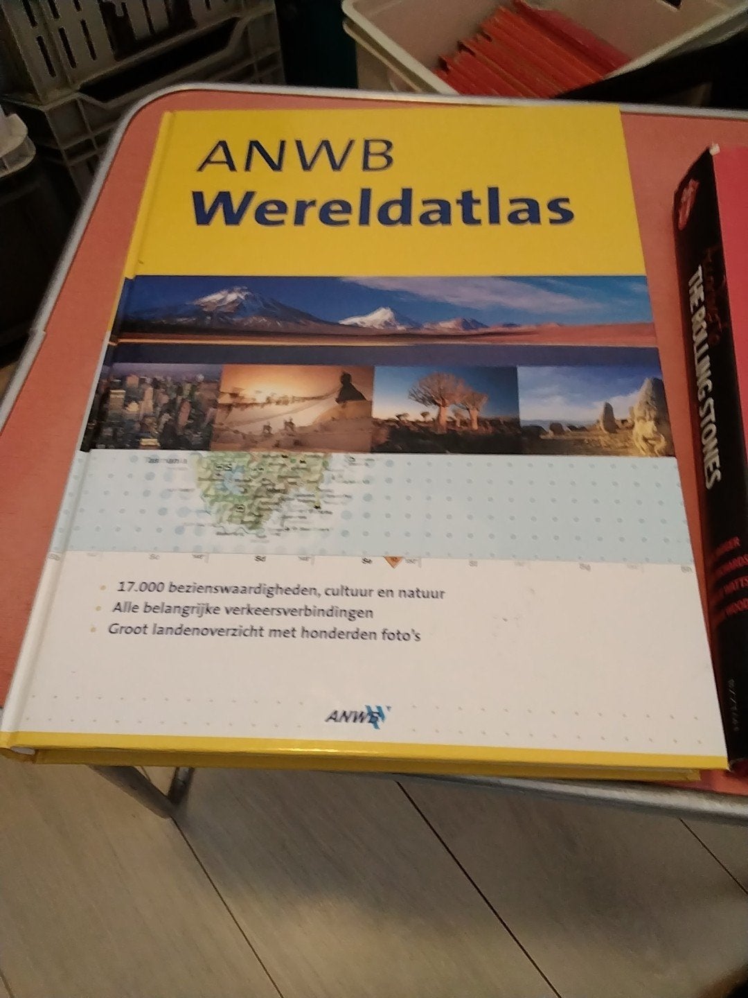 Anwb wereldatlas  nu ook € 10, Boeken, Ophalen of Verzenden, 1800 tot 2000, Nederland, Landkaart