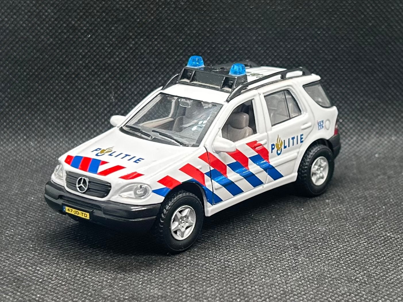 Hongwell Mercedes ML Politie 1:43, Hobby en Vrije tijd, Verzenden, Zo goed als nieuw, Auto, Overige merken