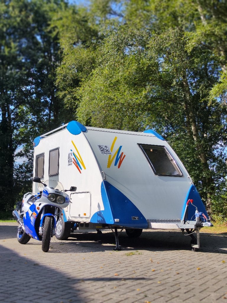 Keurige & zeer complete Knaus Sport & Fun 430 (1999), Caravans en Kamperen, Caravans, Treinzit, Particulier, Knaus, Ringverwarming