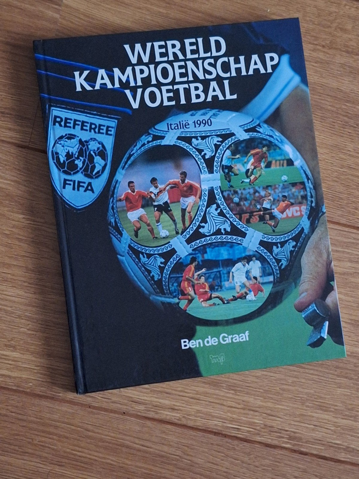 WK Voetbal Italië 1990 - Ben de Graaf, Boeken, Ben de Graaf, Ophalen of Verzenden, Zo goed als nieuw, Balsport