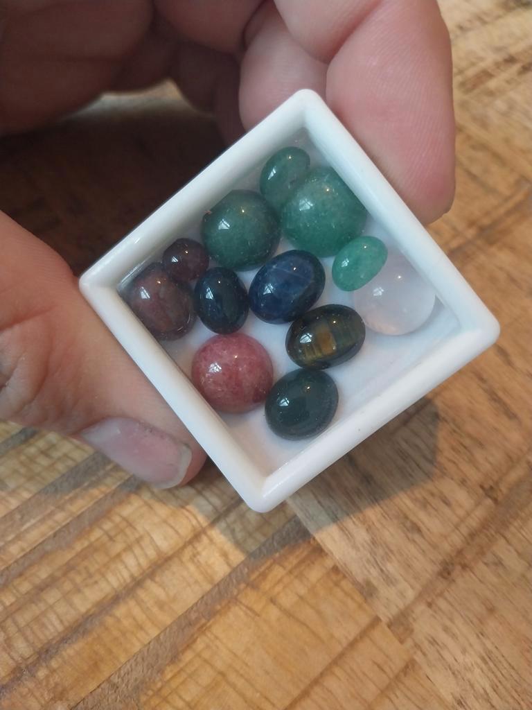 Mix lot tijgeroog agaat sodaliet cabochons, Sieraden, Tassen en Uiterlijk, Edelstenen, Ophalen of Verzenden, Zo goed als nieuw