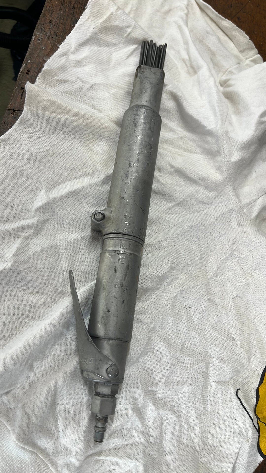 Von Arx naaldenbikker, Doe-het-zelf en Verbouw, Compressors, 100 liter of meer, Ophalen, Zo goed als nieuw, Minder dan 200 liter/min