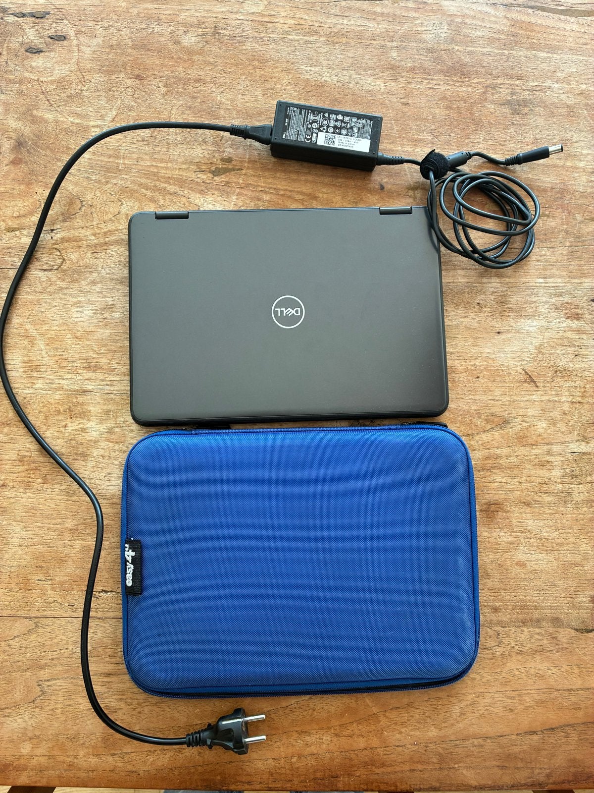 Dell Latitude 3190 2-in-1 Laptop, Computers en Software, Qwerty, Met touchscreen, Ophalen of Verzenden, Zo goed als nieuw