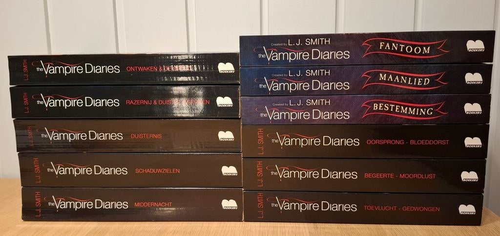The Vampire Diaries boekenreeks (NL, compleet), Boeken, Fantasy, Ophalen of Verzenden, L.J. Smith