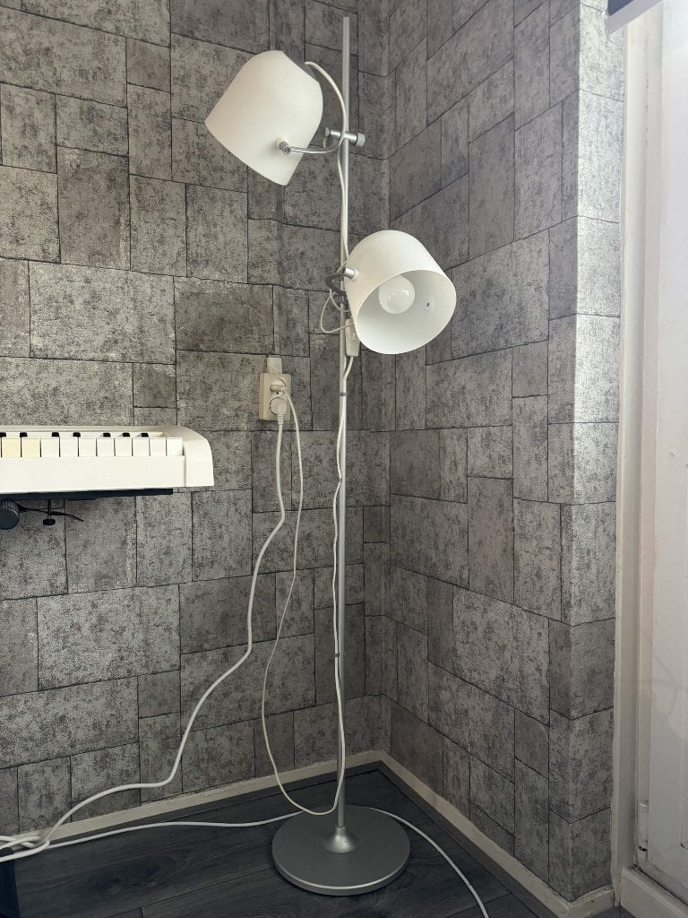 Ikea Svirvel tafel lamp, Ophalen, Kunststof, Sfeerlamp, Inclusief lichtbron