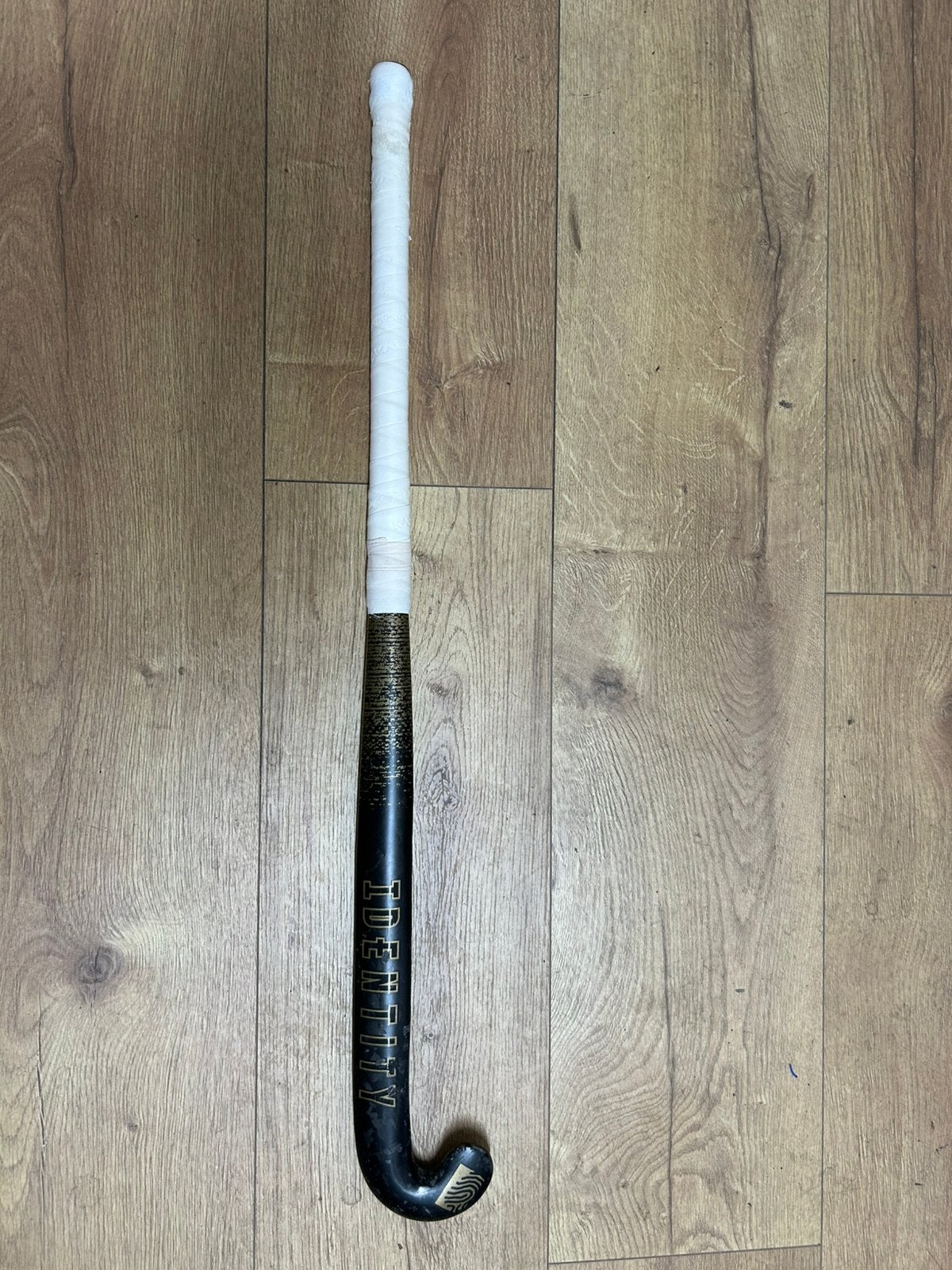 Hockeystick - Identity Low Bow 95 37,5, Sport en Fitness, Ophalen of Verzenden, Gebruikt, Stick