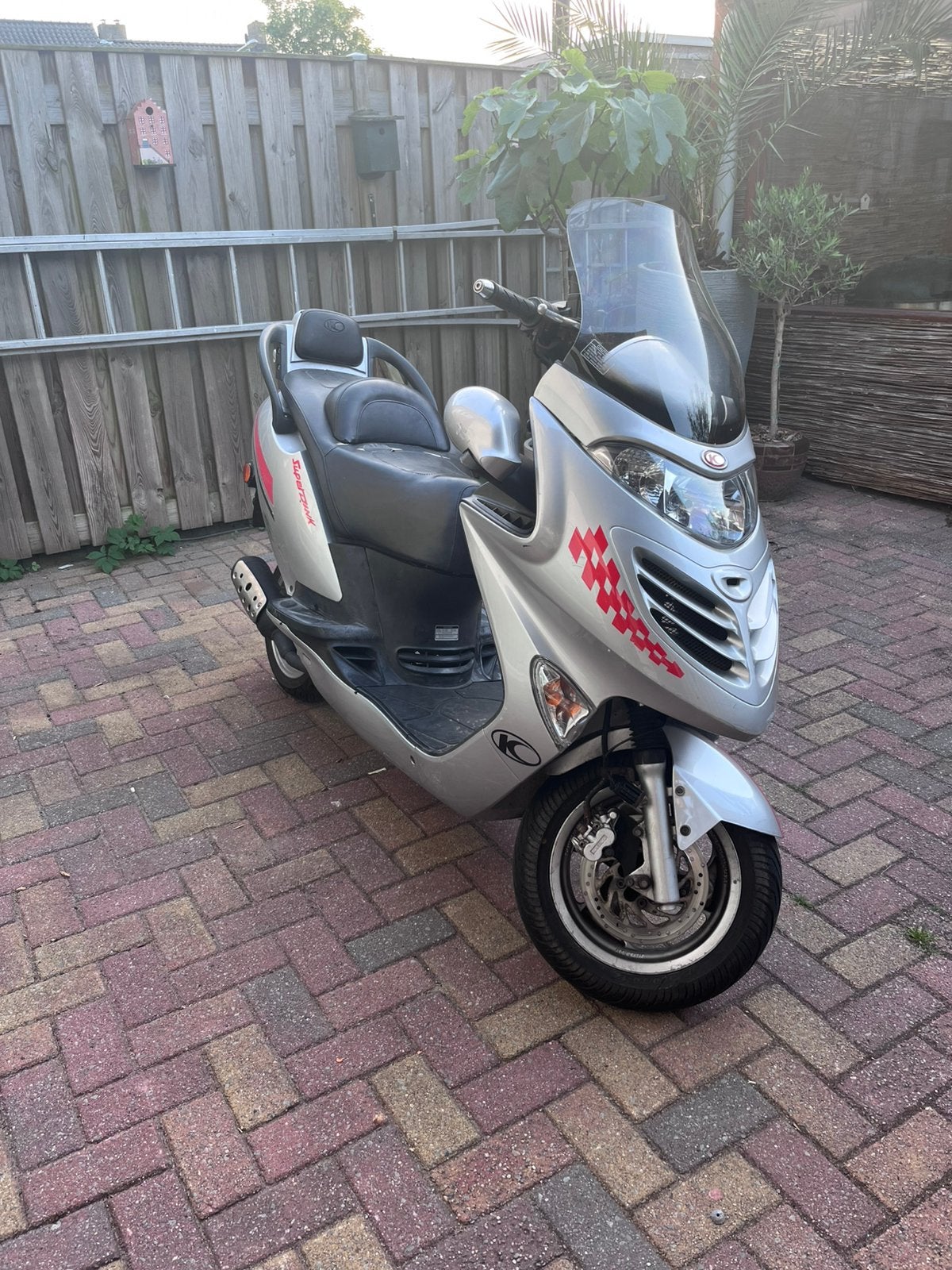 Kymco grand dink met werk, Ophalen, Gebruikt, Benzine, Overige modellen