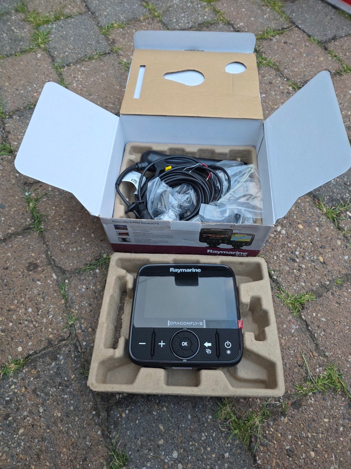 Nieuwe Raymarine Dragonfly 5 PRO Sonar/GPS, Ophalen of Verzenden, Nieuw, Complete set