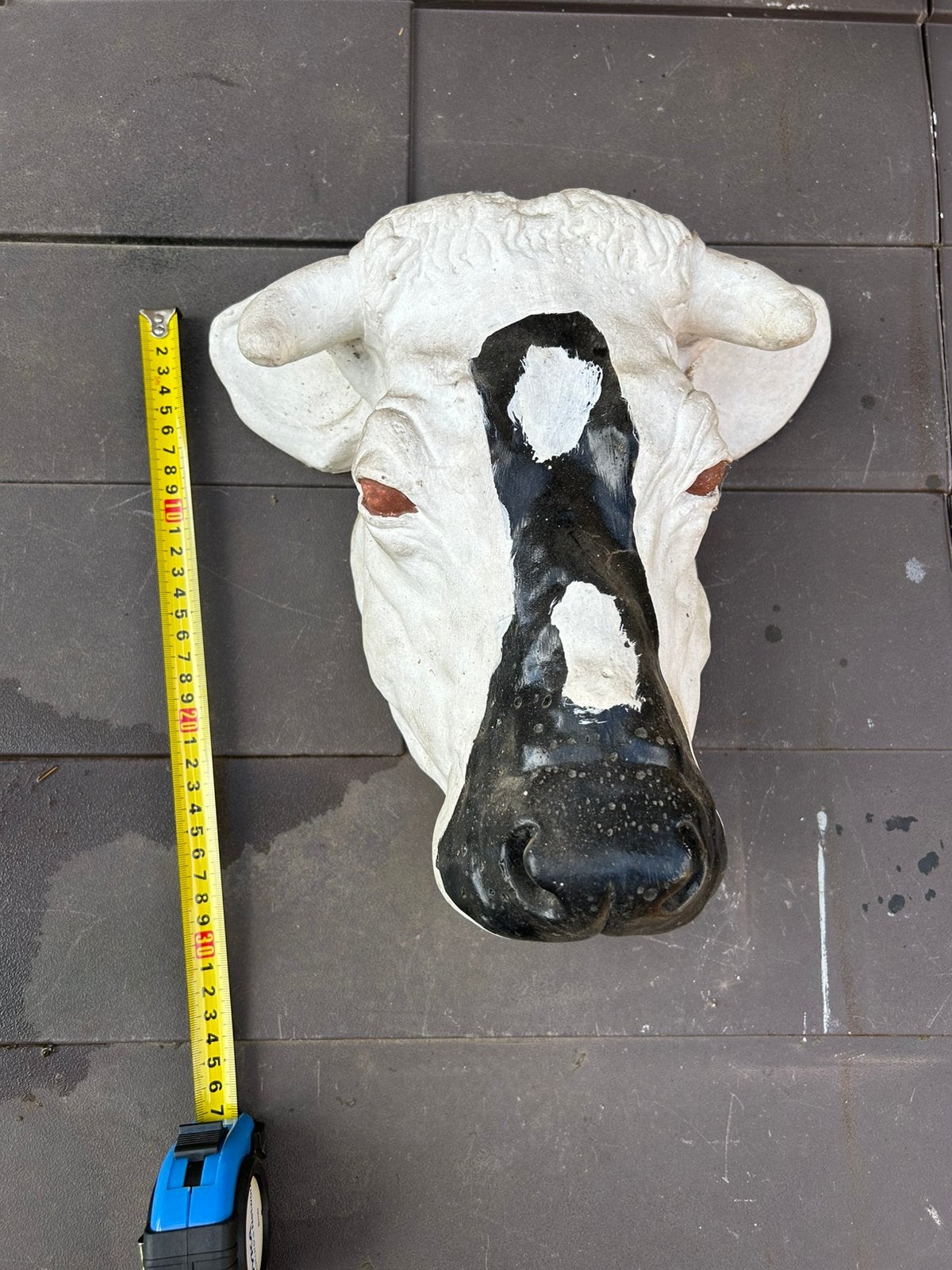 Koeienkop van beton 2st, Tuin en Terras, Tuinbeelden, Ophalen, Gebruikt, Beton, Dierenbeeld