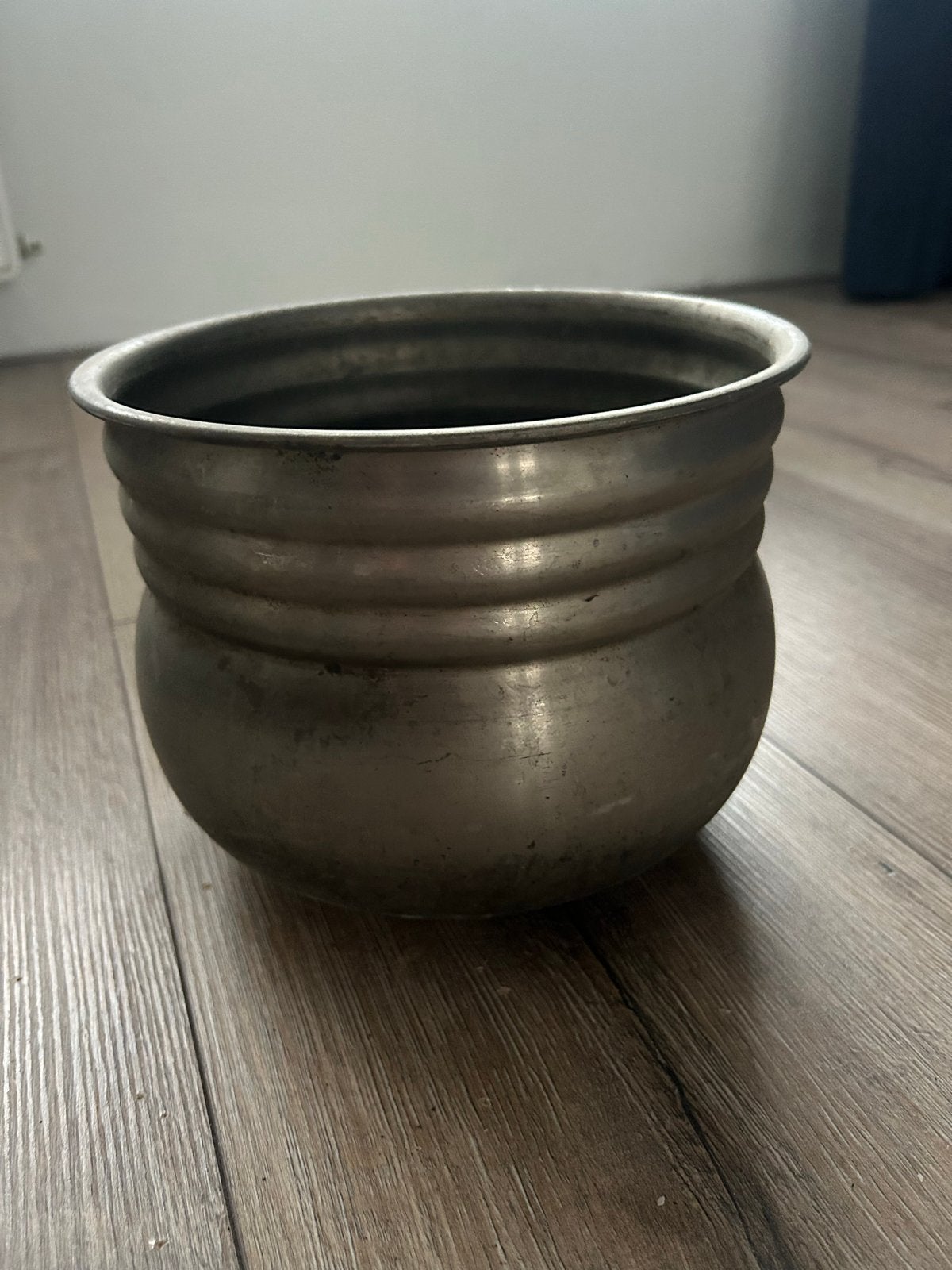 Antieke koperen bloempot, verzonken model, Ophalen of Verzenden, Koper