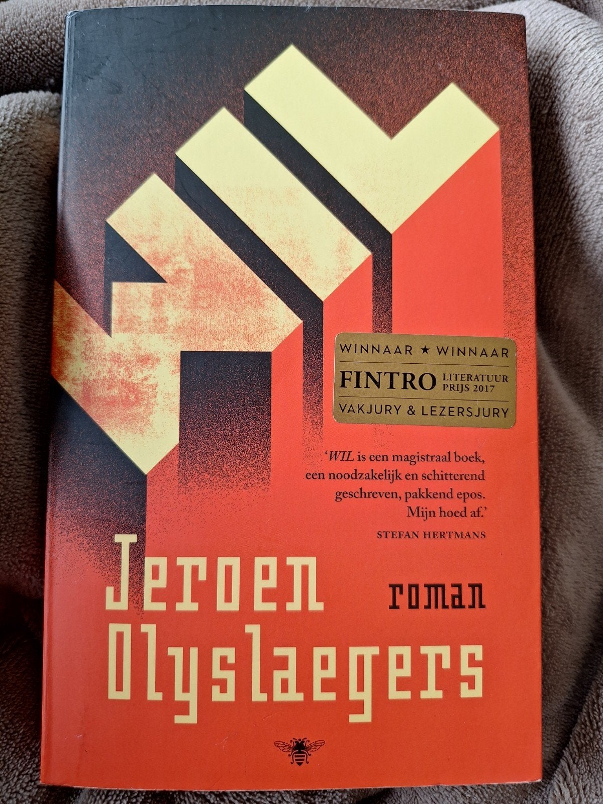 WIL - Jeroen Olyslaegers (Fintro Literatuurprijs 2017), België, Ophalen of Verzenden, Zo goed als nieuw, Jeroen Olyslaegers