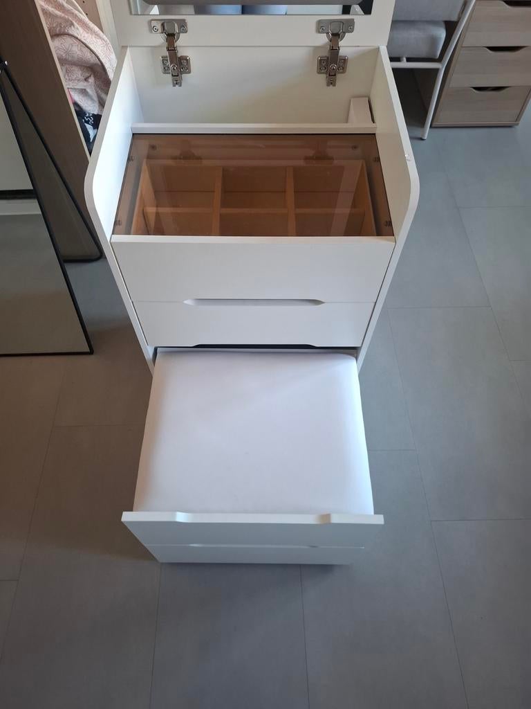 Compacte make-up tafel, Huis en Inrichting, Tafels | Kaptafels, Zo goed als nieuw, 100 tot 150 cm, Minder dan 50 cm, Hout, Ophalen