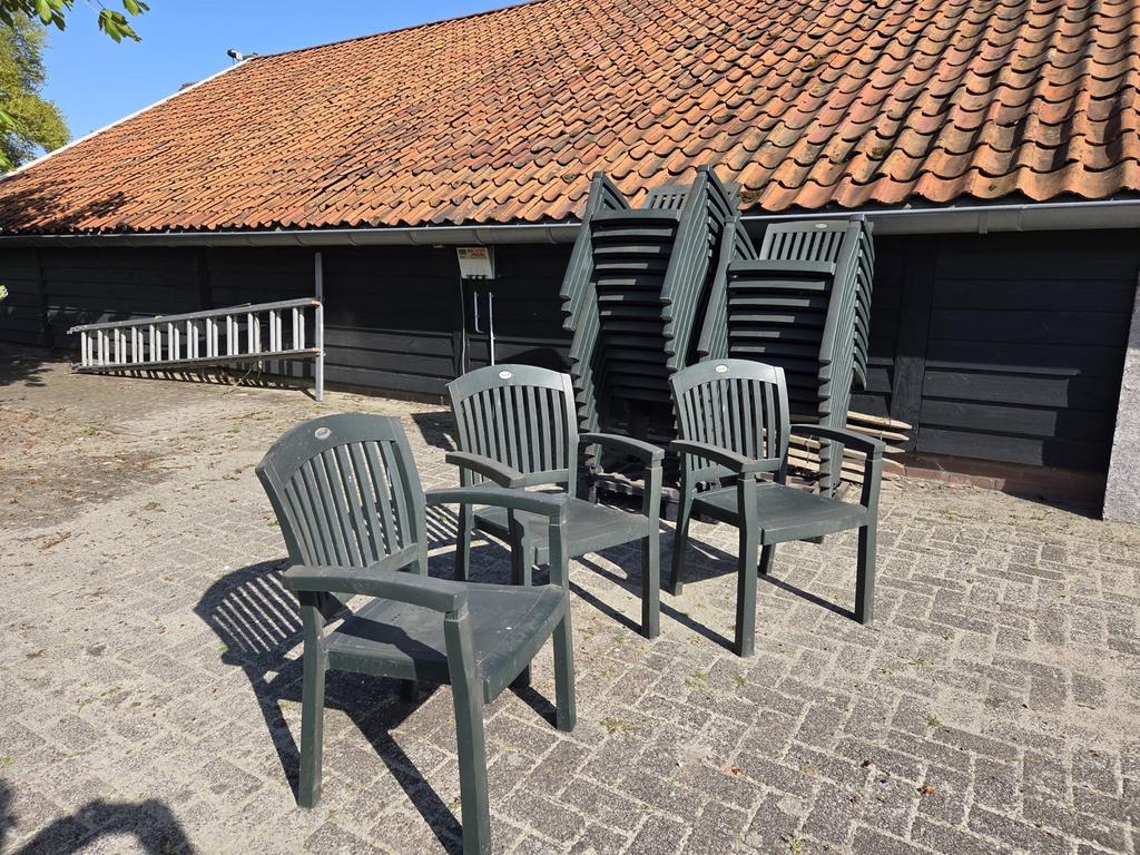 Hartman Tuinstoelen (stapelbaar) - 26 stuks, Tuin en Terras, Tuinstoelen, Ophalen, Gebruikt, Kunststof, Stapelbaar