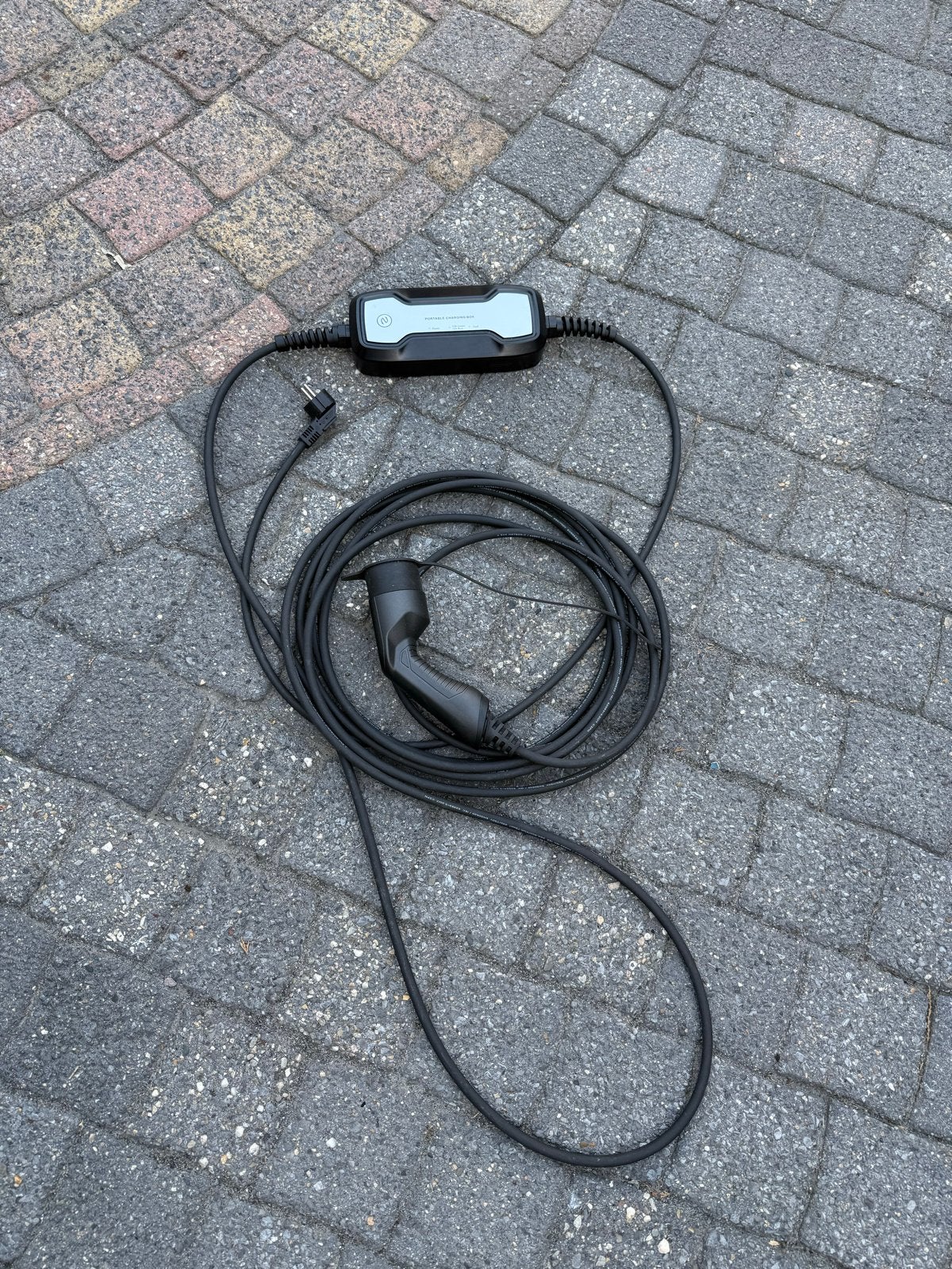 Besen Lader Elektrische Auto Type 2 Aansluiting, Ophalen, Zo goed als nieuw