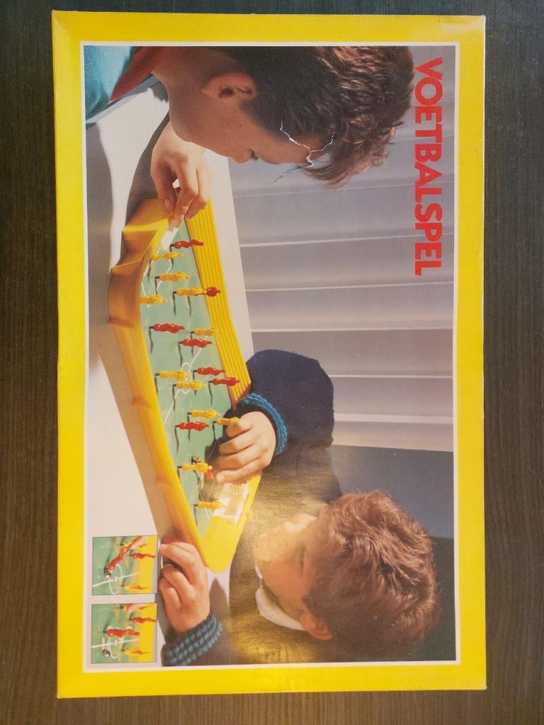 Voetbalspel, Antiek en Kunst, Antiek | Speelgoed, Ophalen of Verzenden