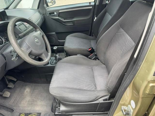 Opel Meriva 1.6-16V Essentia, '06, airco, cruise, trekhaak,, Voorwielaandrijving, Gebruikt, Zwart, 4 cilinders