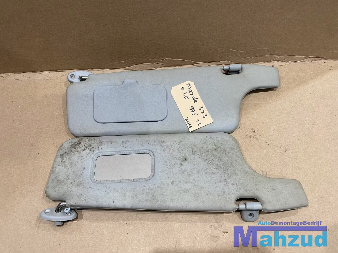 MAZDA 323 F 5 Zonneklep rechts links set 1994-1998, Auto-onderdelen, Gebruikt, Shinchi, Fuchu-Cho 3-1
730-8670  Hiroshima, Mazda Motor Corporation