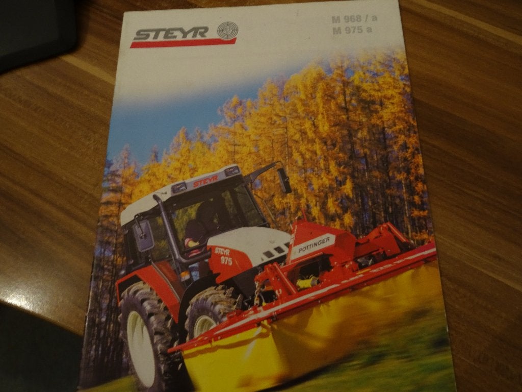 Steyr M968M/975M trekker folder, Boeken, Ophalen of Verzenden, Zo goed als nieuw, Folder