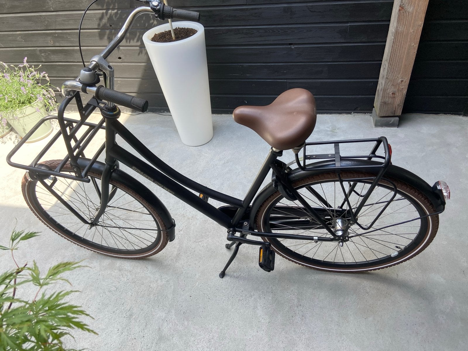 Sparta Pick-Up Damesfiets - Zwart met bruine banden, Ophalen, Terugtraprem, Sparta, Versnellingen