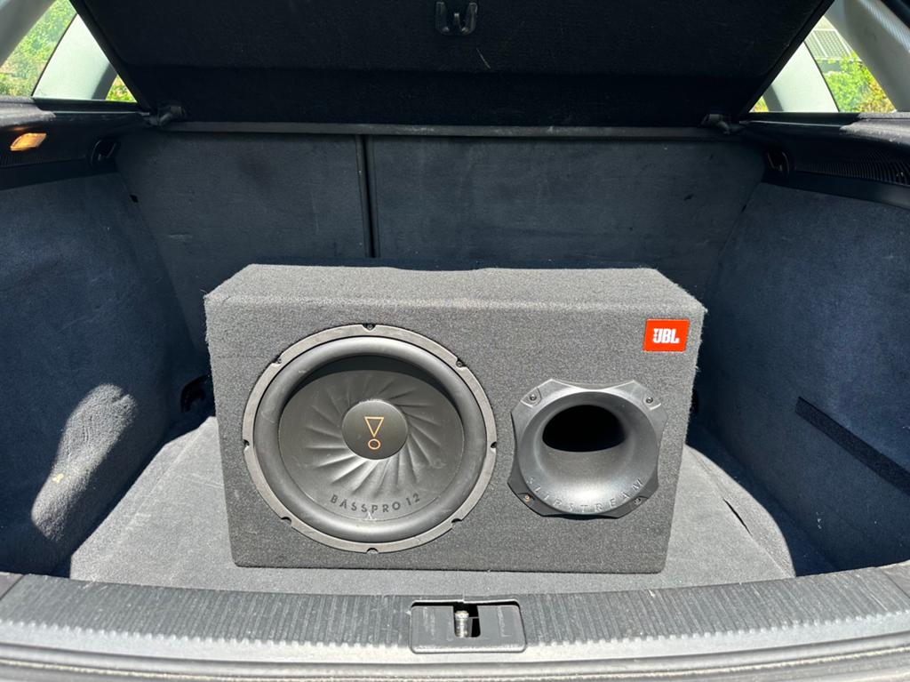 JBL Basspro 12 Subwoofer, Auto diversen, Ophalen, Zo goed als nieuw