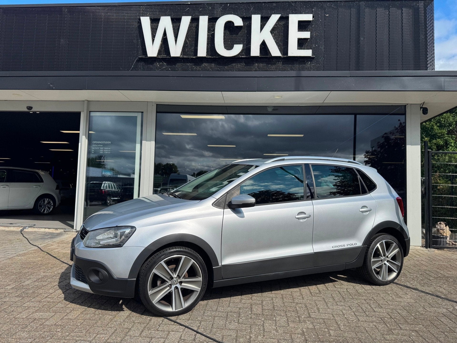 Volkswagen Polo 1.2 TSI Cross DSG Clima PDC Cruise control L, Auto's, Volkswagen, Euro 5, Gebruikt, Zwart, Origineel Nederlands