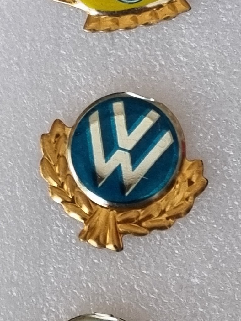 Speldje VW, Verzamelen, Ophalen of Verzenden, Gebruikt, Overige onderwerpen, Speldje of Pin