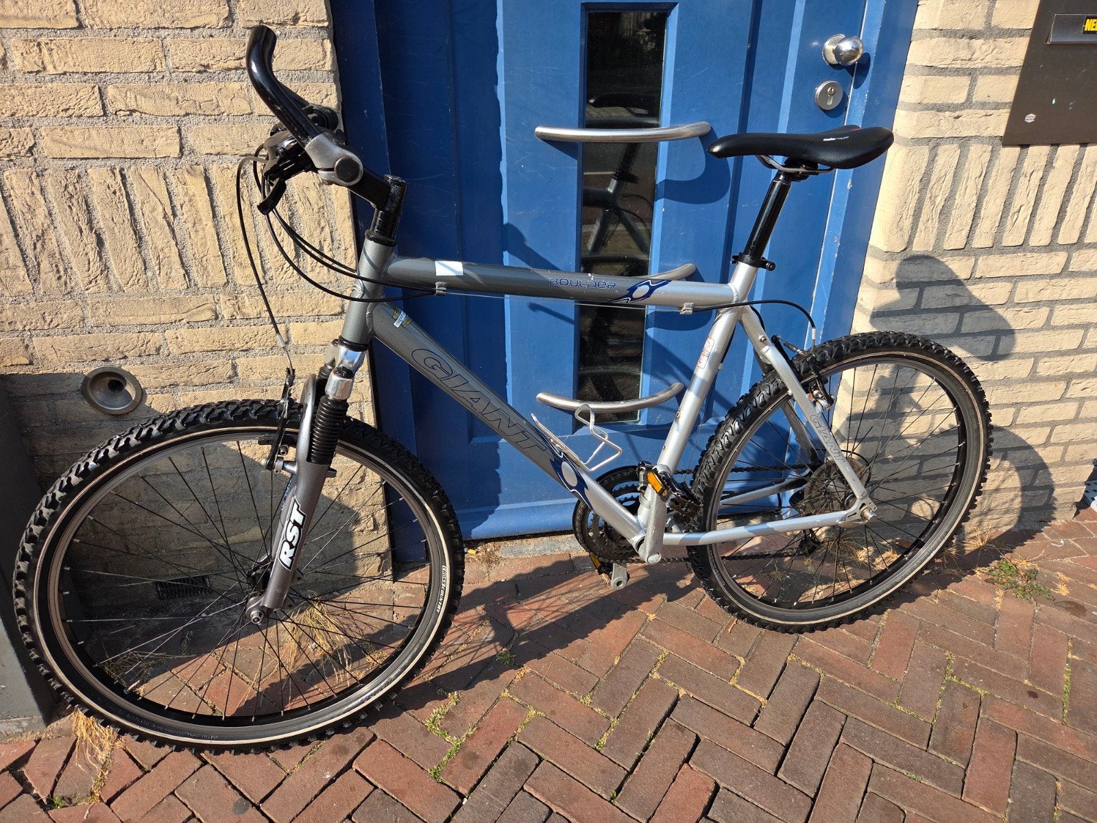 Leuke Giant Boulder 26 inch mountainbike.
luxe zadel Selle R, 49 tot 53 cm, Ophalen of Verzenden, Gebruikt, Giant