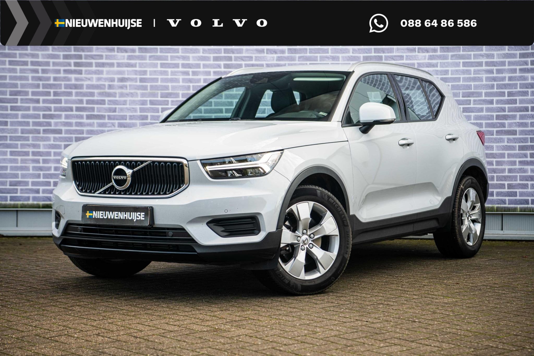 Volvo XC40 T3 Momentum Pro Aut | Navigatie | Trekhaak | Crui, Auto's, Gebruikt, Euro 6, Leder en Stof, 163 pk
