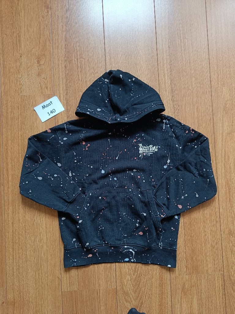 C&A  jongens trui met capuchon maat 140 zwart, Kinderen en Baby's, Gebruikt, C&A, Trui of Vest, Ophalen of Verzenden