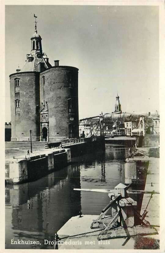 300-280-019 Enkhuizen Drommedaris met sluis, Ophalen of Verzenden, Voor 1920, Noord-Holland