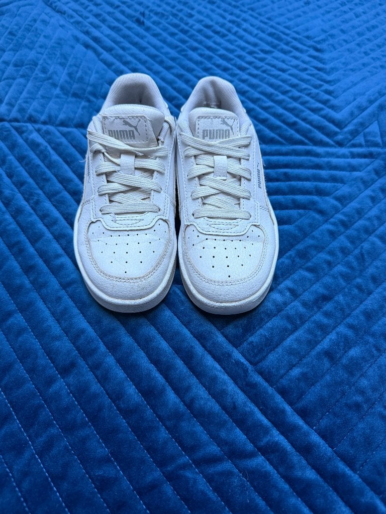 Sneakers puma maat 31 met veters wit, Gebruikt, Puma, Ophalen of Verzenden, Jongen of Meisje