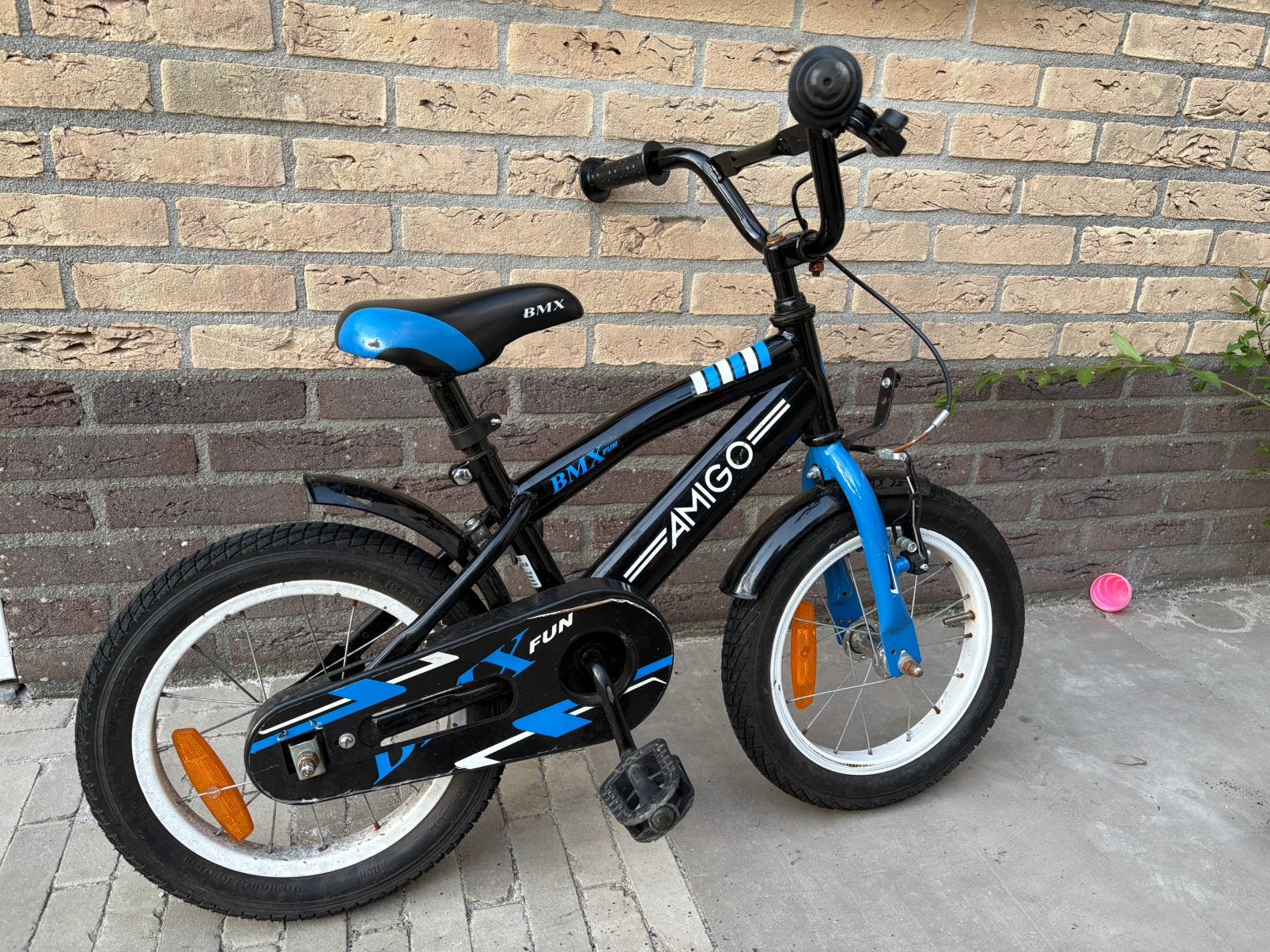 Amigo BMX fiets 12 inch, Fietsen en Brommers, Ophalen, Zo goed als nieuw, Minder dan 16 inch, Zijwieltjes