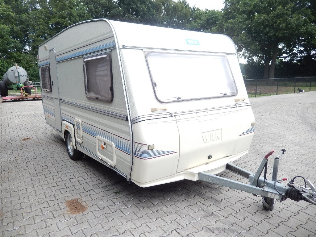 Wilk caravan, Caravans en Kamperen, Caravans, Schokbreker, Particulier, 4 tot 5 meter, Wilk