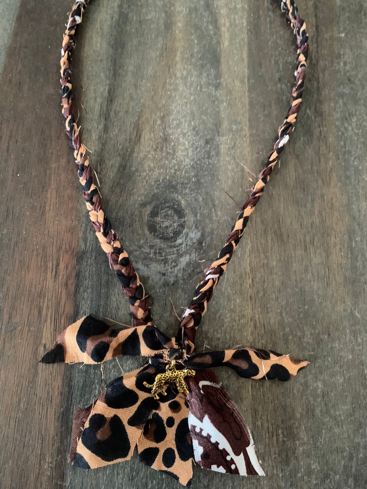 Bandana ketting panter/bruin, Ophalen of Verzenden, Nieuw, Bruin, Overige materialen