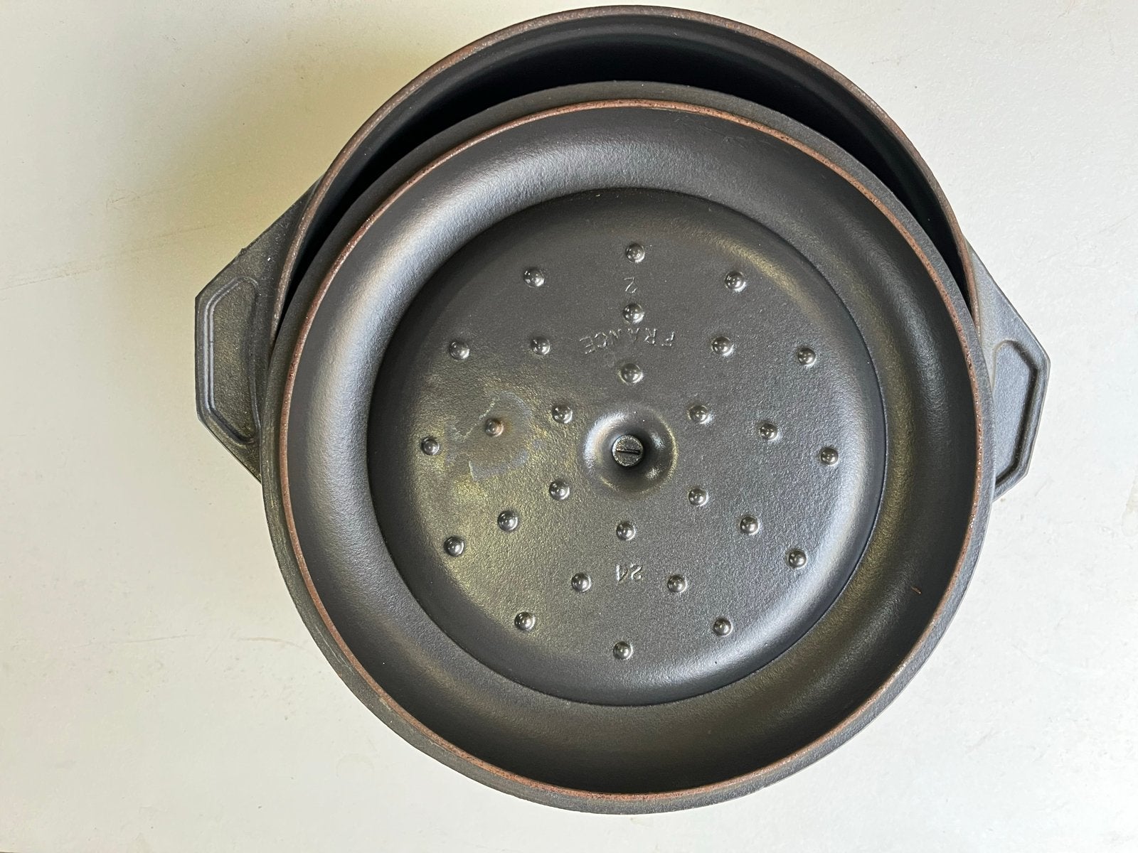 Gietijzeren Braadpan 24 cm. - Made in France, Ophalen of Verzenden, Nieuw, Gietijzer