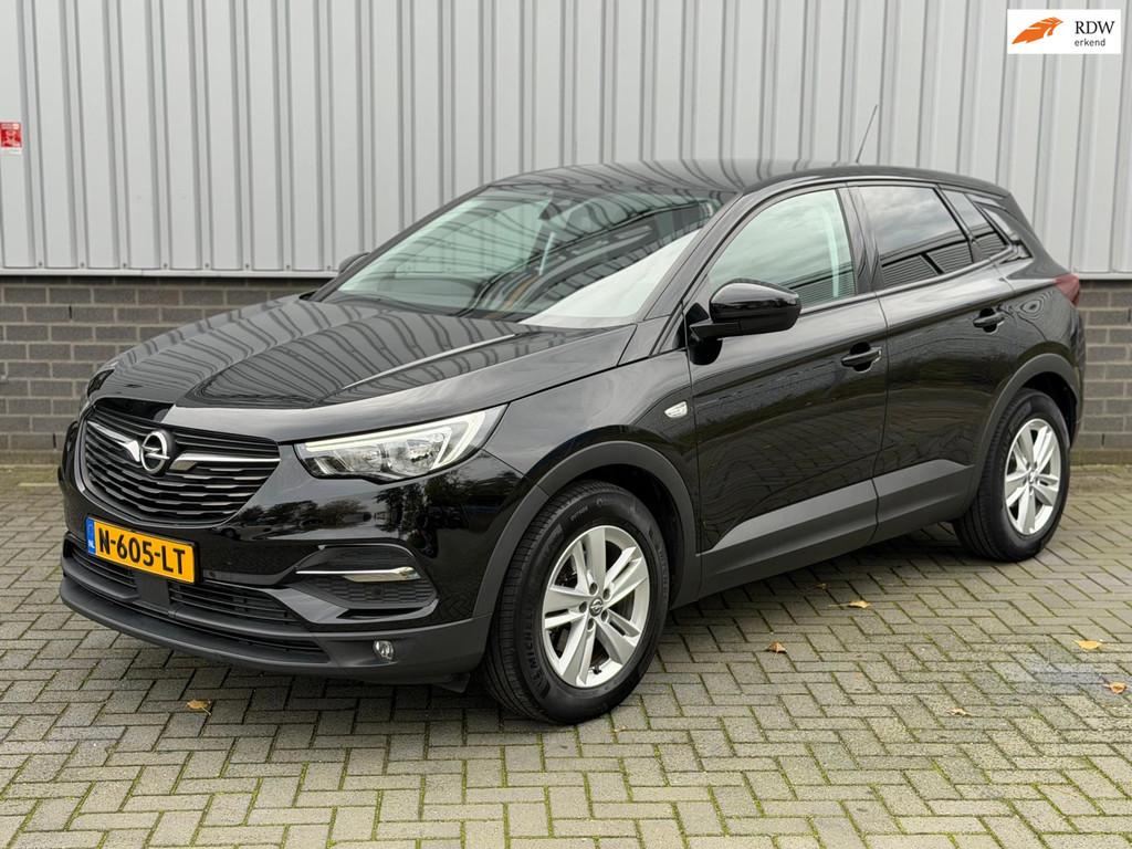 Opel Grandland X 1.2 Turbo Innovation |Automaat|Navi|Carplay, Auto's, Opel, Gebruikt, 1199 cc, Leder en Stof, Zwart