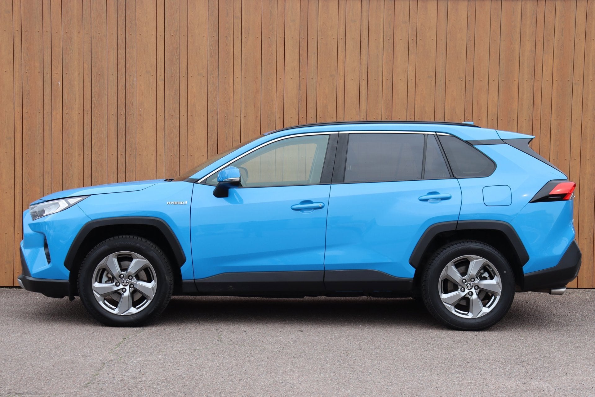 Toyota RAV4 2.5 Hybrid AWD Dynamic orgNL camera trekhaak el., Automaat, 12 maanden, Stof, Gebruikt