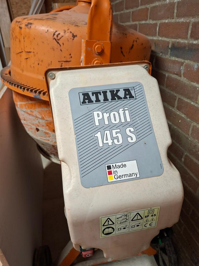 Atika Profi 145 S Betonmolen - 5 jaar oud, werkt perfect, Ophalen of Verzenden, Gebruikt