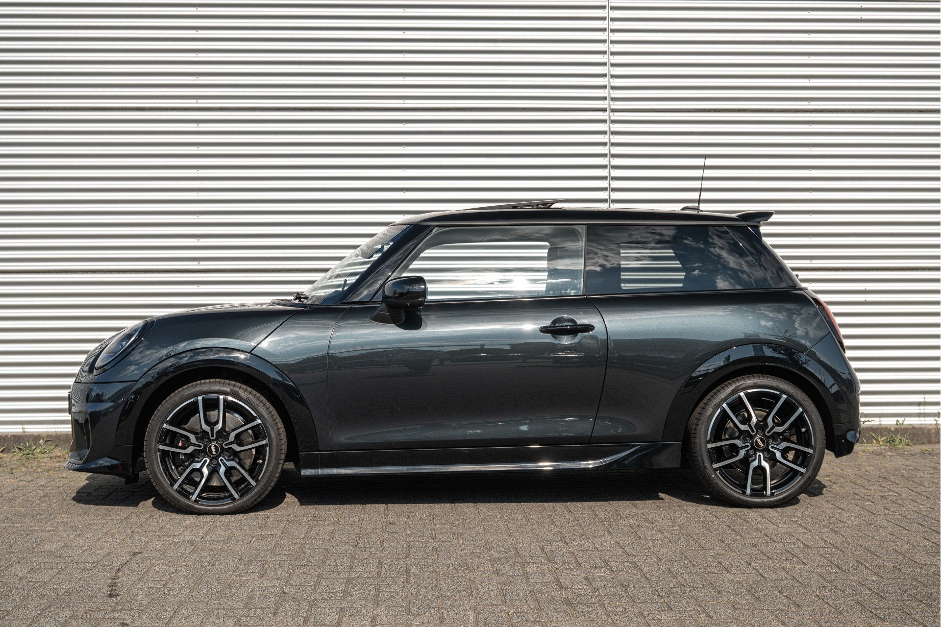 MINI Hatchback Cooper S Automaat / John Cooper Works / Pakke, 4 cilinders, Met garantie (alle), Leder en Stof, Origineel Nederlands