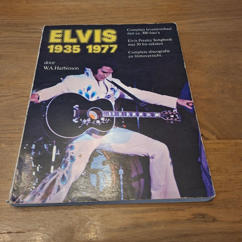 Boek Elvis 1935 1977 door W.A. Harbinson, Verzamelen, Ophalen of Verzenden, Gebruikt, Boek, Tijdschrift of Artikel