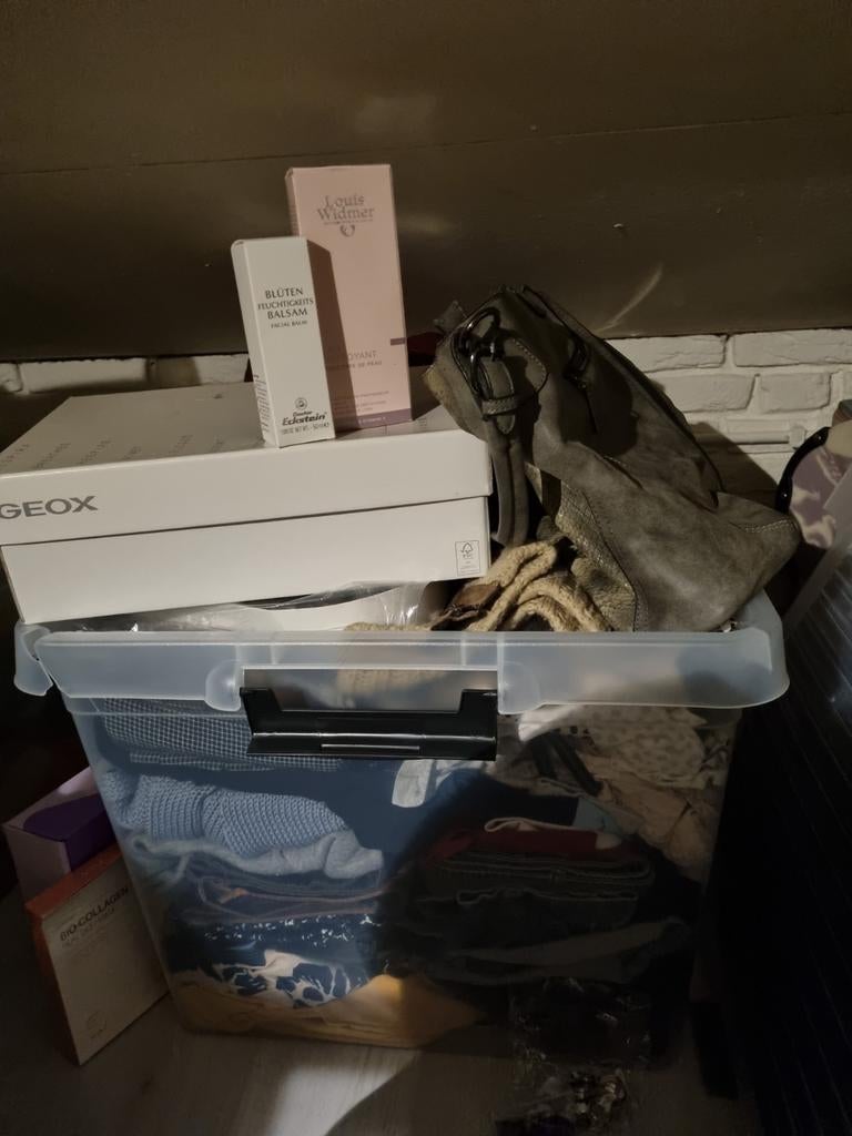 Groot pakket kleding, schoenen, accessoires. Zgan en nieuw, Ophalen, Zo goed als nieuw