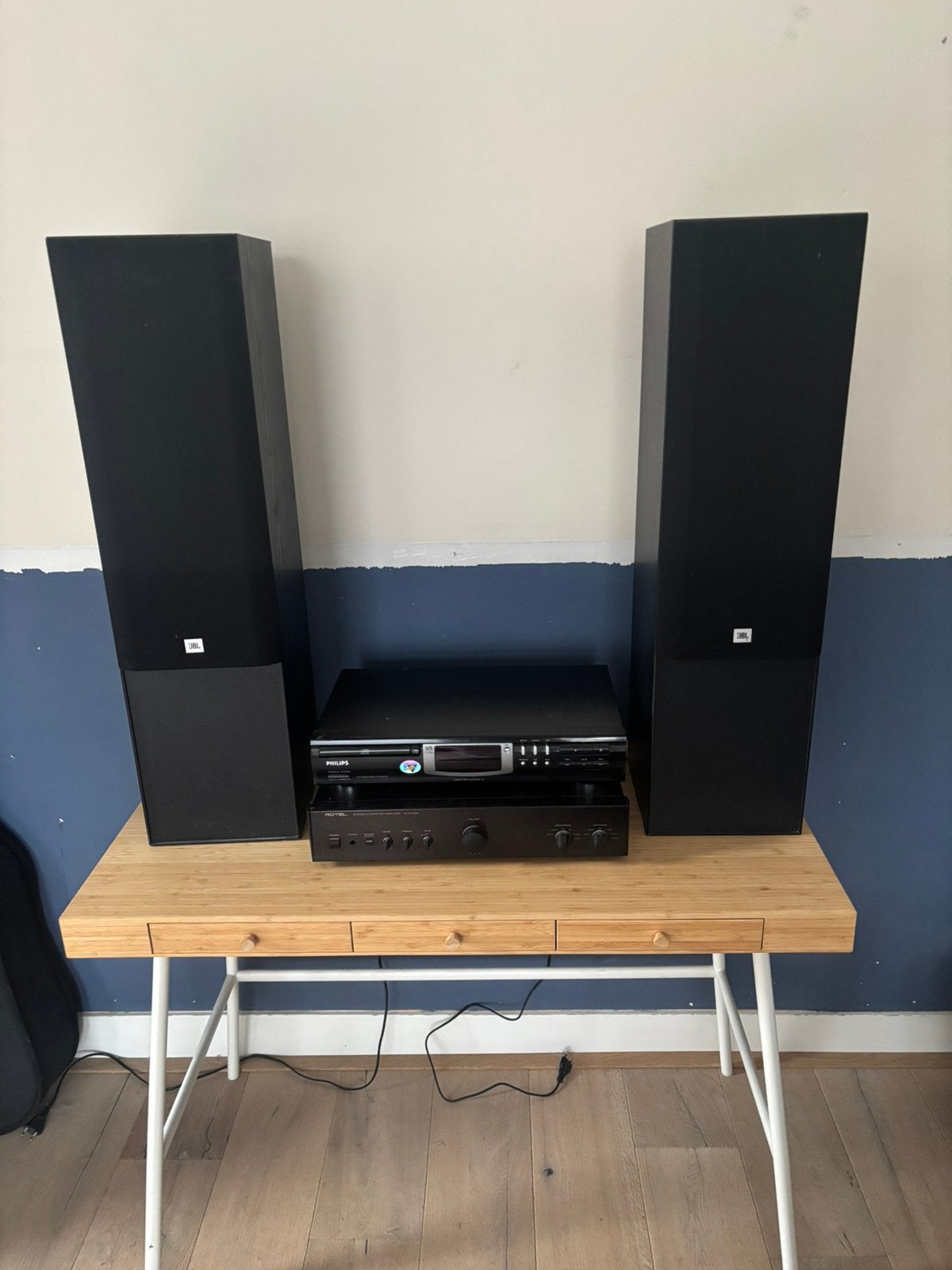 Speaker installatie rotel, Ophalen, Philips, Overige systemen, Zo goed als nieuw