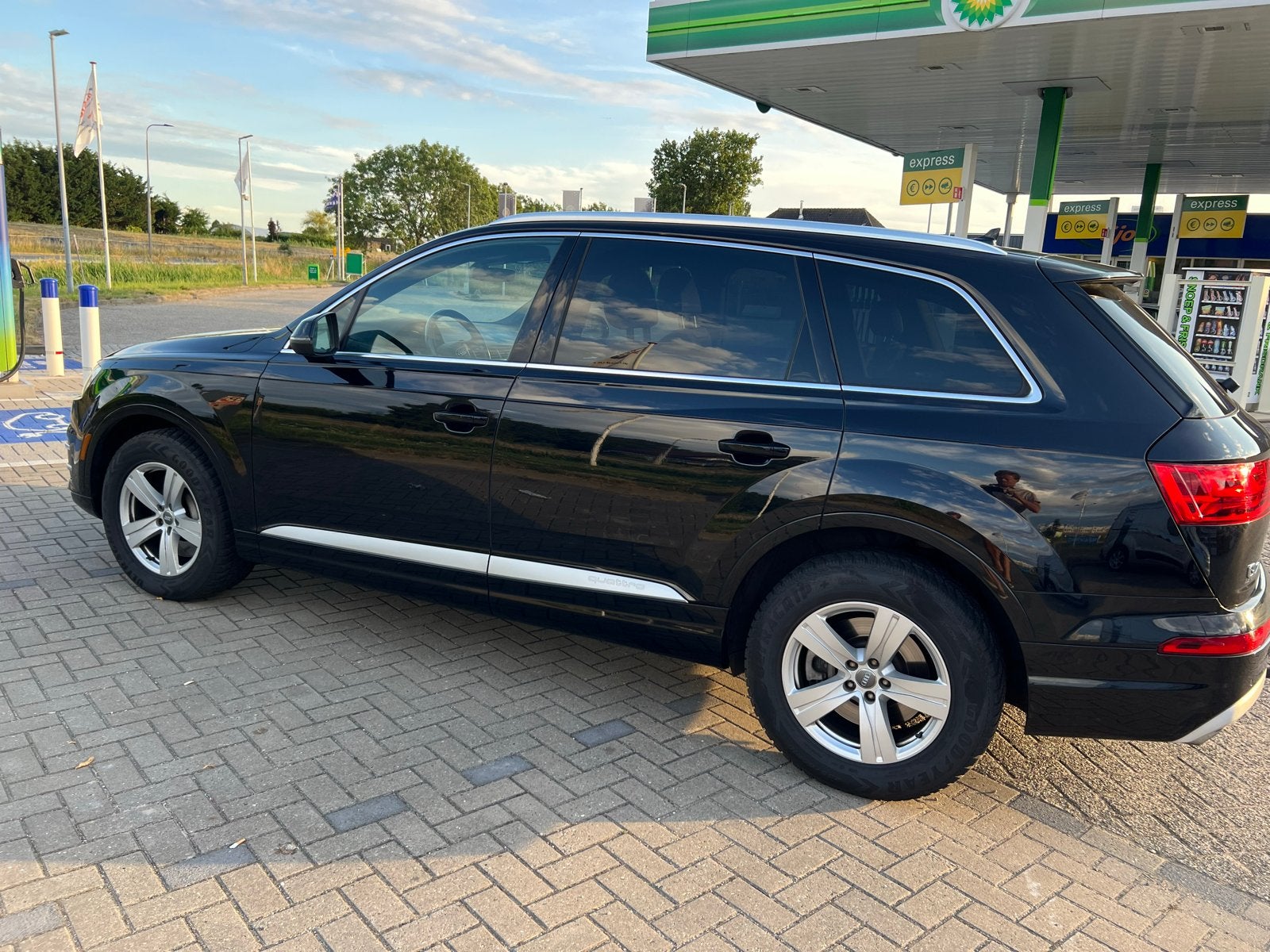 Audi Q7 2019 Zwart, Bruin leren bekleding, 748 kg, 7 stoelen, Zwart, Q7