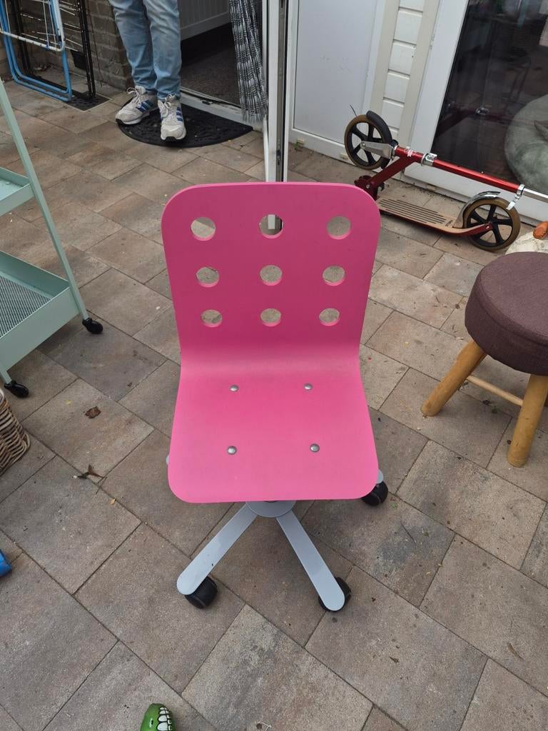 Ikea kinder bureaustoel, Huis en Inrichting, Bureaustoelen, Ophalen of Verzenden, Gebruikt, Roze, Bureaustoel
