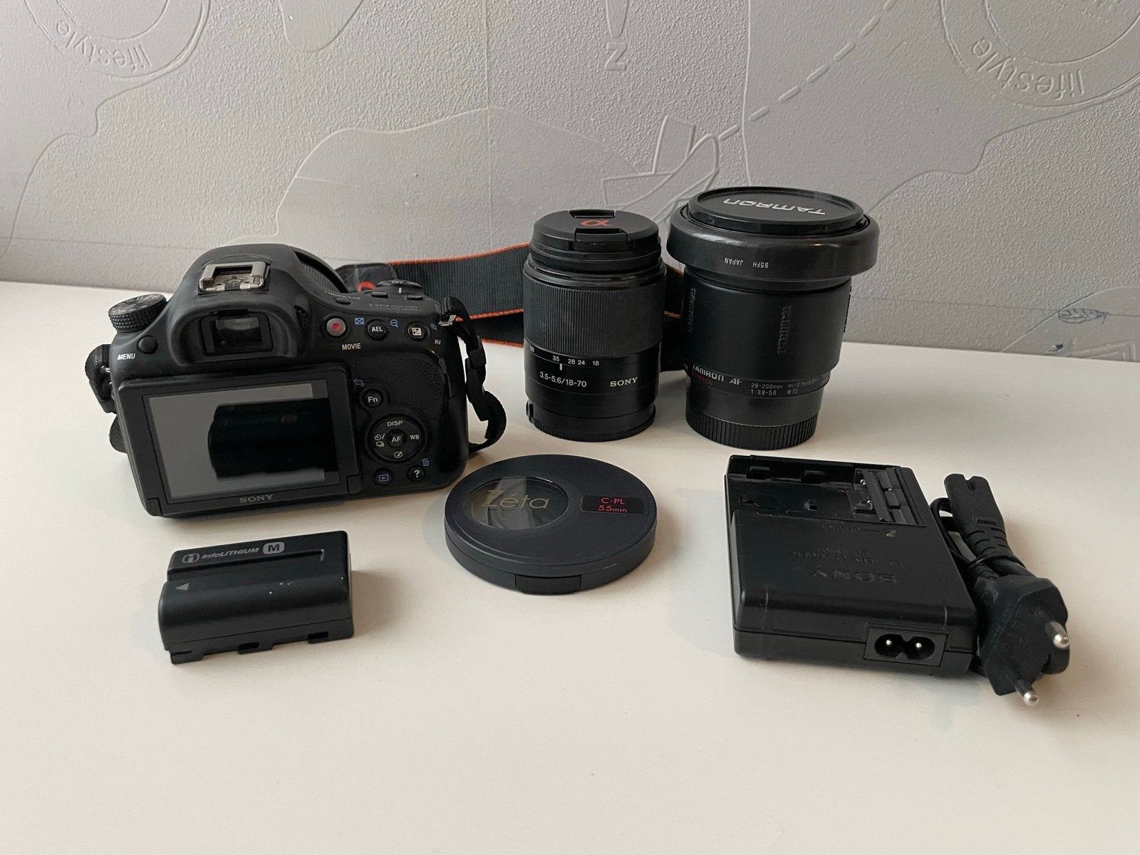 Sony SLT A58 met 3 lenzen en accessoires, Audio, Tv en Foto, Gebruikt, Spiegelreflex, Ophalen of Verzenden, Accu