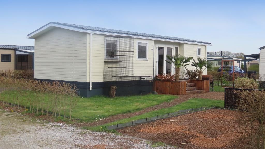 INSTAPKLAAR CHALET + JAARPLAATS | TOPLOCATIE BIJ GIETHOORN, Caravans en Kamperen, Stacaravans, Tot en met 5