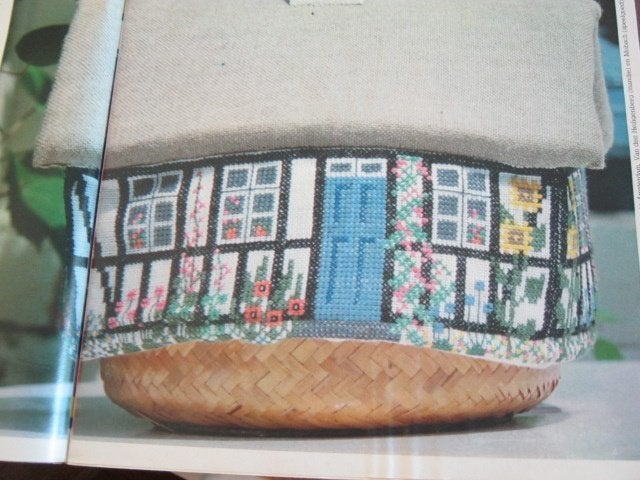 Borduurpatroon  Theemuts Gezellig huisje  nr 4807, Verzenden, Nieuw, Handborduren, Patroon